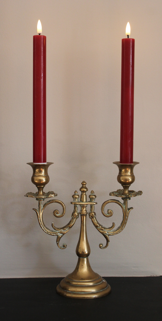 24cm Dinner Candle in Bordeaux Pack of two Polkadot Parsley