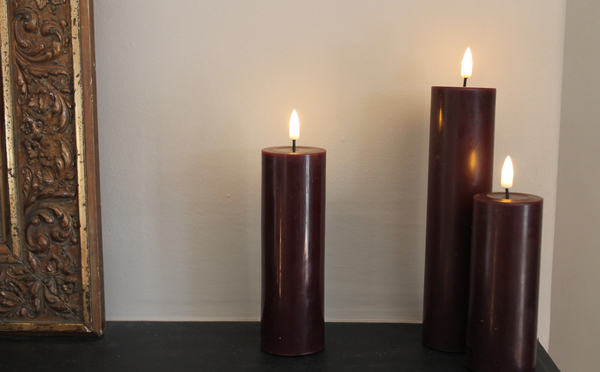 Pillar Candle in Bourgogne - 15cm long by 5cm wide